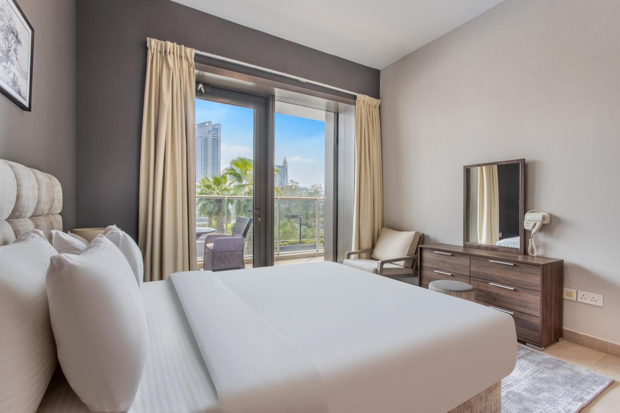 Icon Casa Living - Sparkle Tower 1 Apartment ดูไบ ภายนอก รูปภาพ